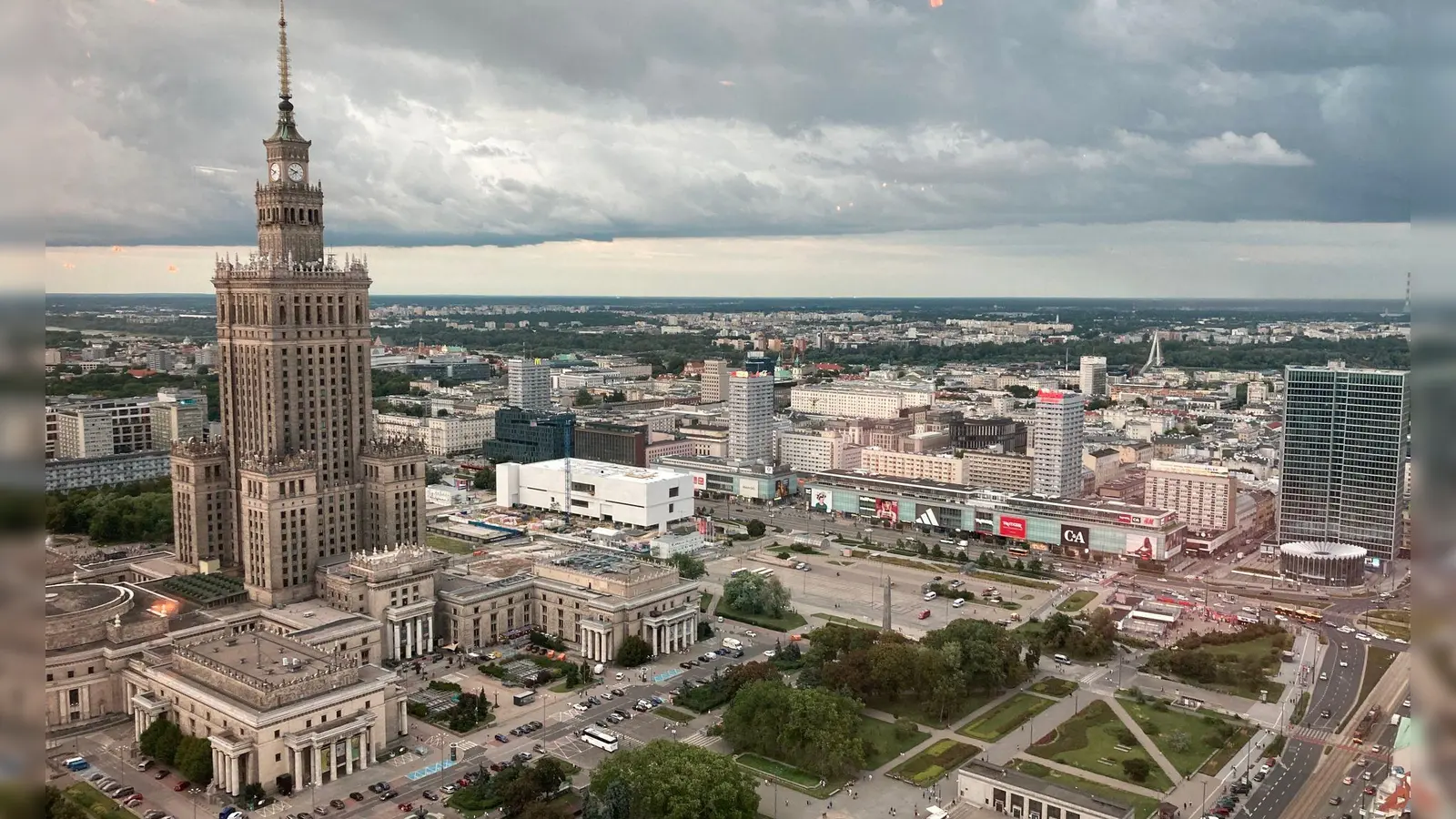 Verbesserungen für die Lebenssituation queerer Menschen: Im Gay Travel Index 2026 klettert Polen von Platz 118 auf Platz 59. (Foto: Friedemann Kohler/dpa/dpa-tmn)