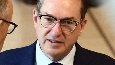 Bundesinnenminister Alexander Dobrindt zeichnet für das Bundespolizeigesetz verantwortlich.  (Foto: Christoph Soeder/dpa)