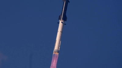 Eine überarbeitete Version der Riesen-Rakete hat einen zwölften Testflug absolviert.  (Foto: Eric Gay/AP/dpa)
