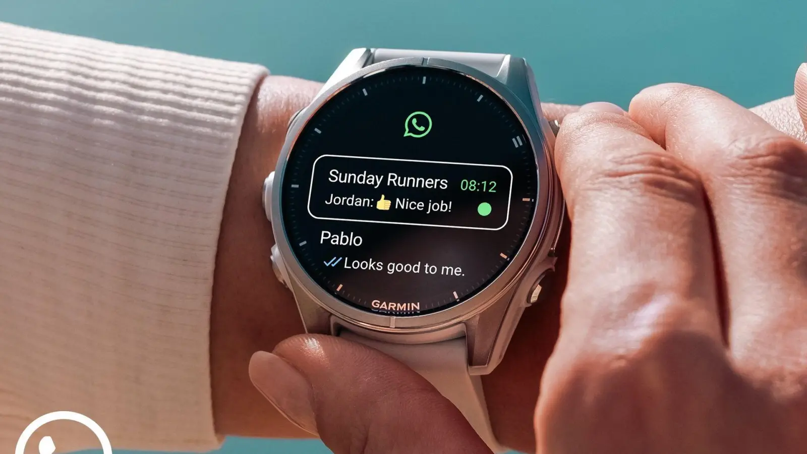 WhatsApp am Handgelenk: Garmin-Smartwatches ermöglichen jetzt das Lesen, Beantworten und Versenden von Nachrichten direkt über die Uhr. (Foto: Garmin/dpa-tmn)