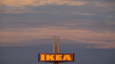 Nach den Verdächtigen wird gefahndet. (Archivbild) (Foto: Julian Stratenschulte/dpa)