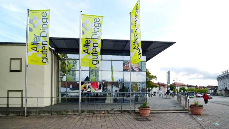 „Aller guten Dinge“ lautet das Spielzeit-Motto 2022 des Theater Ansbach. Guter Dinge ist derzeit im Haus niemand, da<br>wegen Zuschusskürzungen der Spielplan deutlich schrumpfen muss. (Foto: Jim Albright)