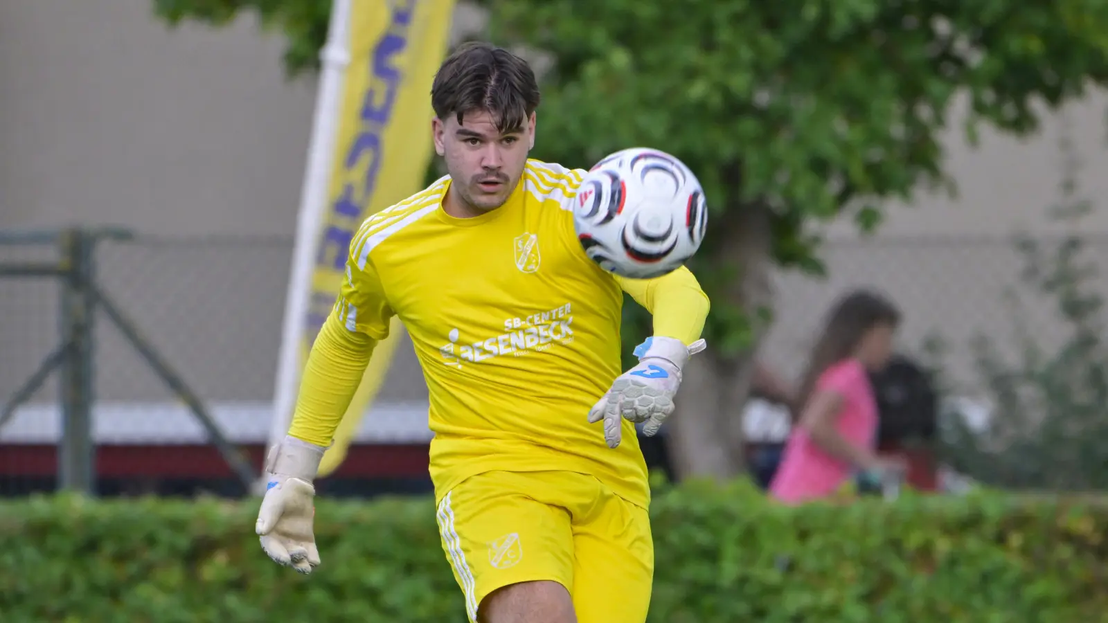 Luis Weißmann (hier in einem anderen Spiel) hielt seinen Kasten sauber.  (Foto: Martin Rügner)