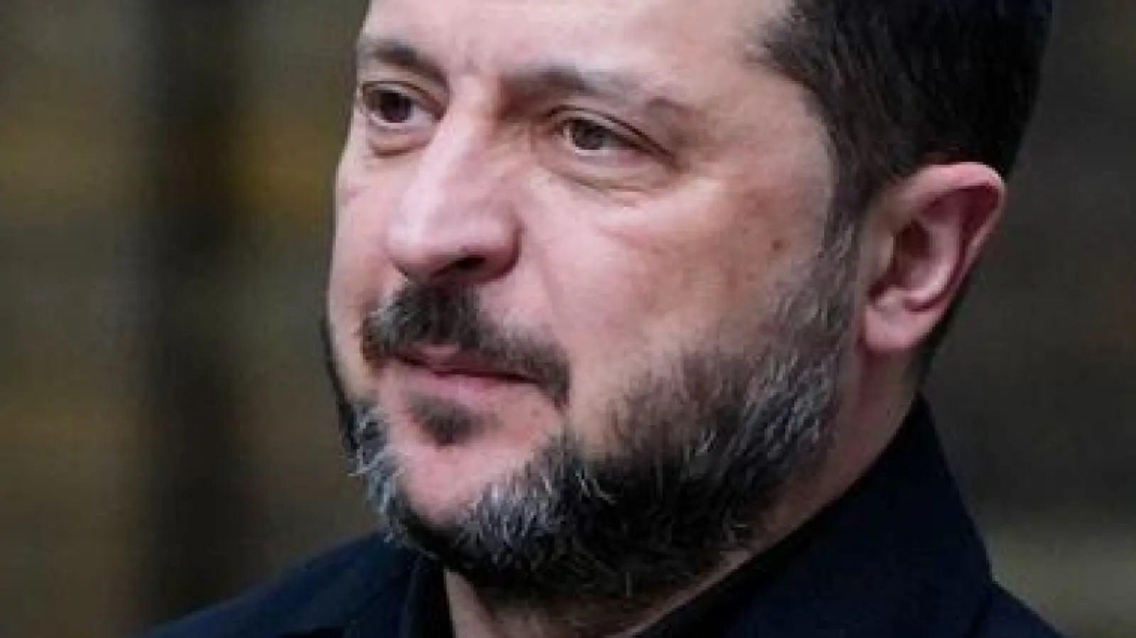 Der ukrainische Präsident Wolodymyr Selenskyj will sich nicht mehr an die von US-Präsident Donald Trump verkündete Waffenruhe für Energieinfrastruktur halten und wieder russische Ölraffinerien angreifen. (Foto: Jordan Pettitt/PA Wire/dpa)
