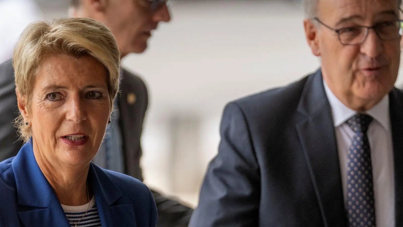 Keller-Sutter sprach anschließend von einem „freundschaftlichen, offenen Austausch“. (Foto: Mark Schiefelbein/AP/dpa)