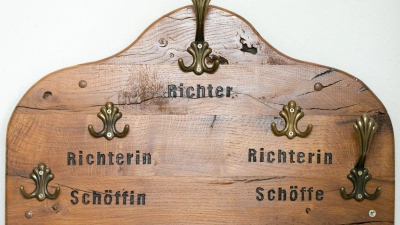 Per Gesetz will die SPD in Bayern erreichen, dass Schöffen nur ohne jegliche Zweifel an ihrer Verfassungstreue ernannt werden dürfen. (Symbolbild) (Foto: Friso Gentsch/dpa)
