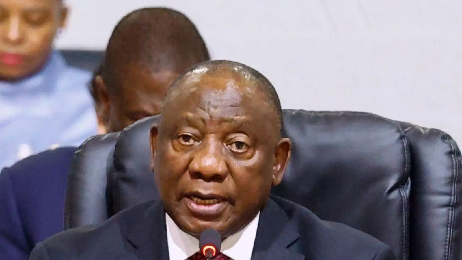 Der südafrikanische Präsident Cyril Ramaphos ist Gastgeber des ersten G20-Gipfels auf dem afrikanischen Kontinent. (Foto: Thomas Mukoya/Pool Reuters/dpa)
