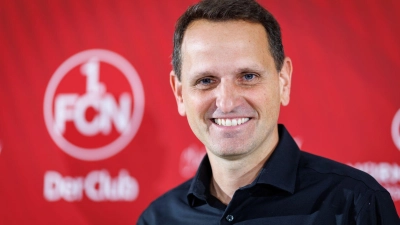 Hat einen weiteren Stürmer verpflichtet: Joti Chatzialexiou. (Foto: Daniel Karmann/dpa)