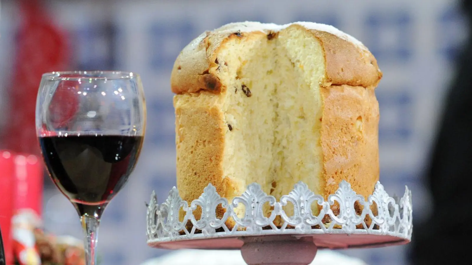 Ein Stück Panettone ist wahrschenlich die Ursache für den Tod eines Mannes in Turin. (Symbolbild) (Foto: picture alliance / dpa)