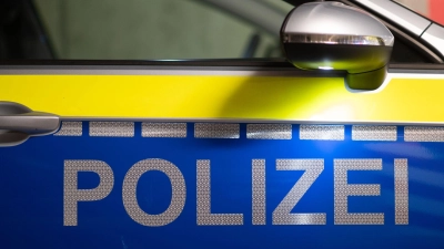 Ein herrenloser Koffer führte in Bamberg zu einem stundenlangen Großeinsatz. (Symbolbild) (Foto: Robert Michael/dpa)