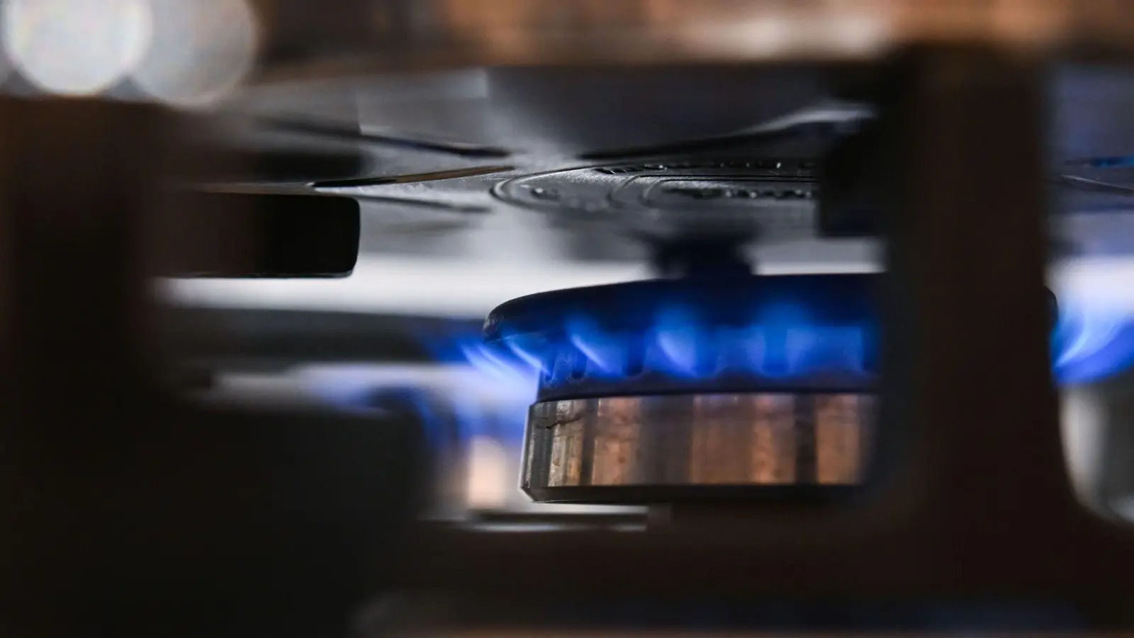 Die Strom- und Gaspreise für Haushalte sind im ersten Halbjahr 2026 gesunken. Allerdings liegen sie deutlich über dem Niveau von 2021, dem Jahr vor Beginn des Ukraine-Krieges. (Symbolbild) (Foto: Marijan Murat/dpa)