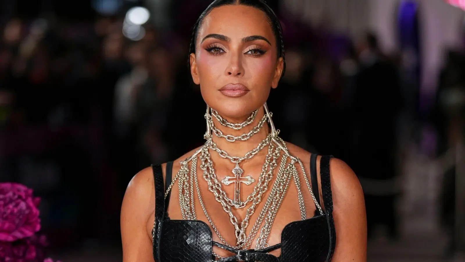 In der Serie „All&#39;s Fair“ spielt Reality-Star Kim Kardashian ihre bisher größte Rolle als Schauspielerin. (Archivbild) (Foto: Scott A Garfitt/Invision/AP/dpa)