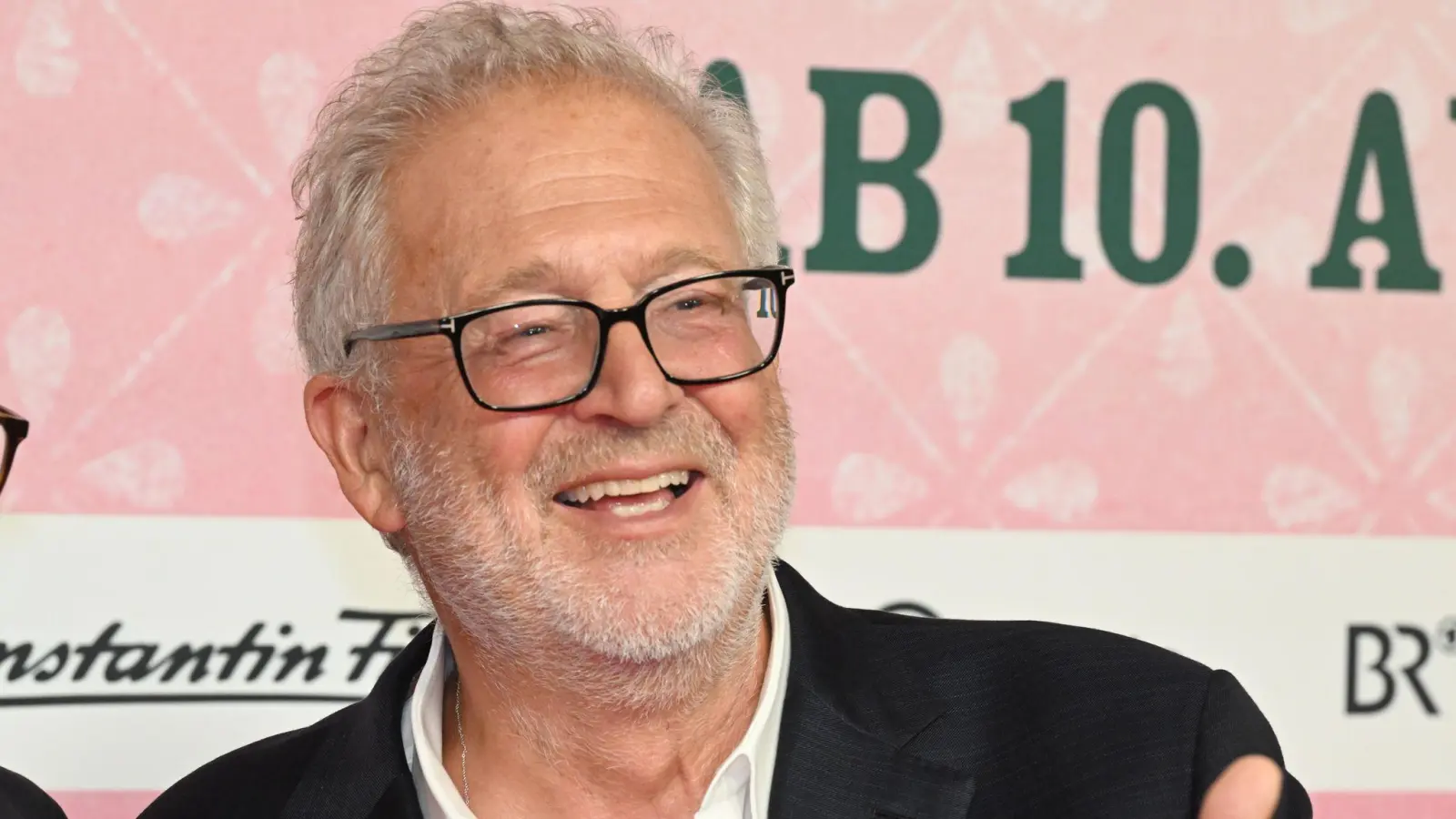 Der Filmproduzent Martin Moszkowicz findet, die Film- und Medienbranche versagt, wenn es um Judenhass geht. (Archivbild) (Foto: Felix Hörhager/dpa)