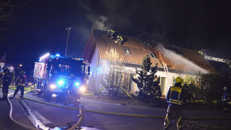 Besonders die Nachlöscharbeit gestalteten sich schwierig. (Foto: Johannes Zimmermann)