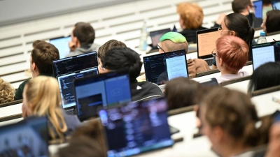 Informatik-Vorlesung in Tübingen (Foto: Bernd Weißbrod/dpa)
