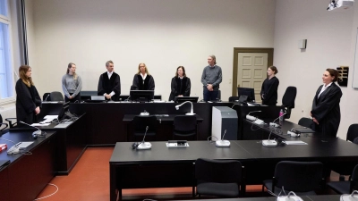 Die 40-Jährige muss dauerhaft in die Psychiatrie.  (Foto: Georg Wendt/dpa)