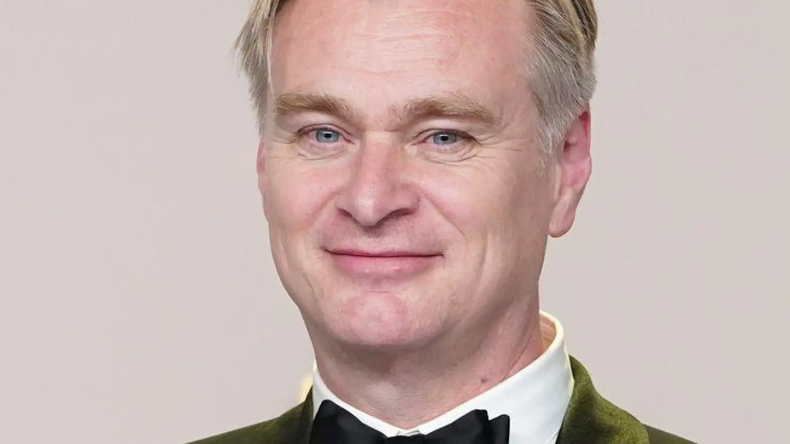 Hollywood-Regisseur Christopher Nolan befürchtet nach eigener Aussage, dass ein Smartphone ihn süchtig machen würde. (Archivbild)  (Foto: Jordan Strauss/Invision via AP/dpa)