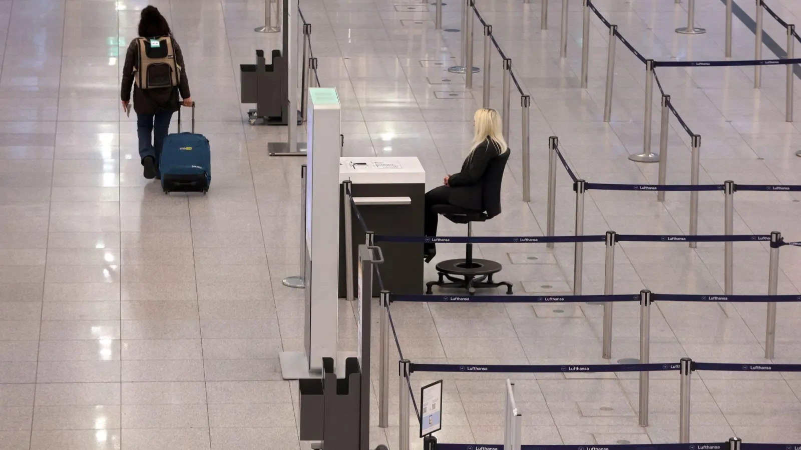 Auch am Freitag wurde wieder gestreikt (Archivbild).  (Foto: Karl-Josef Hildenbrand/dpa)