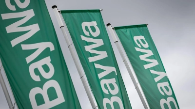 Bei der Baywa ist die Lage noch einmal schwieriger geworden, verursacht durch die Probleme der Ökostromtochter Baywa r.e. (Symbolbild) (Foto: Daniel Karmann/dpa)