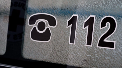 Das Jagdgewehr löst einen Schuss aus, trifft den Jäger im Fuß und verletzt ihn schwer. (Symbolbild) (Foto: David-Wolfgang Ebener/dpa)