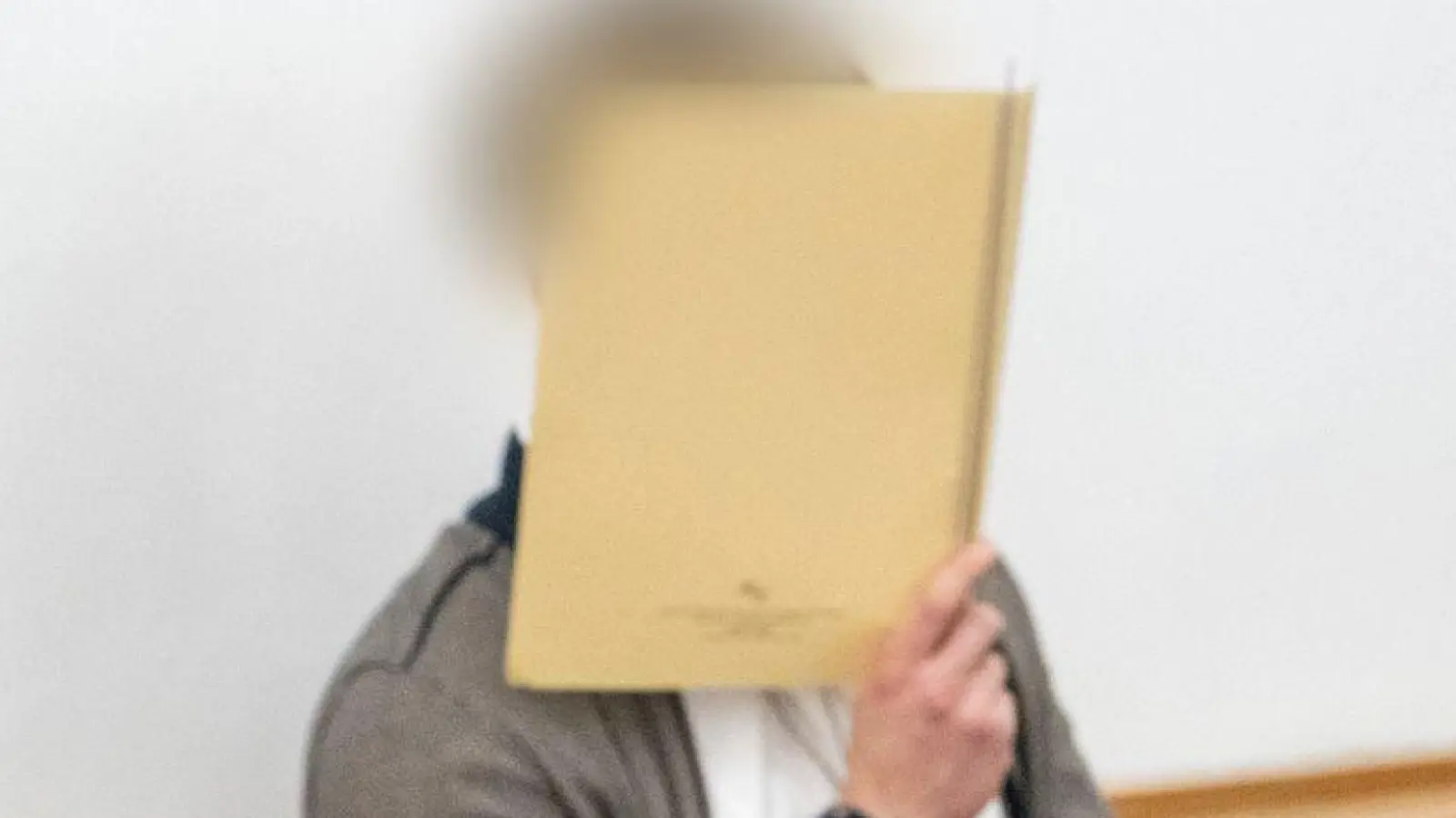 Nach einer tödlichen Raserei durch Kaufbeuren muss der junge Autofahrer mehrere Jahre ins Gefängnis. (Archivbild) (Foto: Stefan Puchner/dpa)