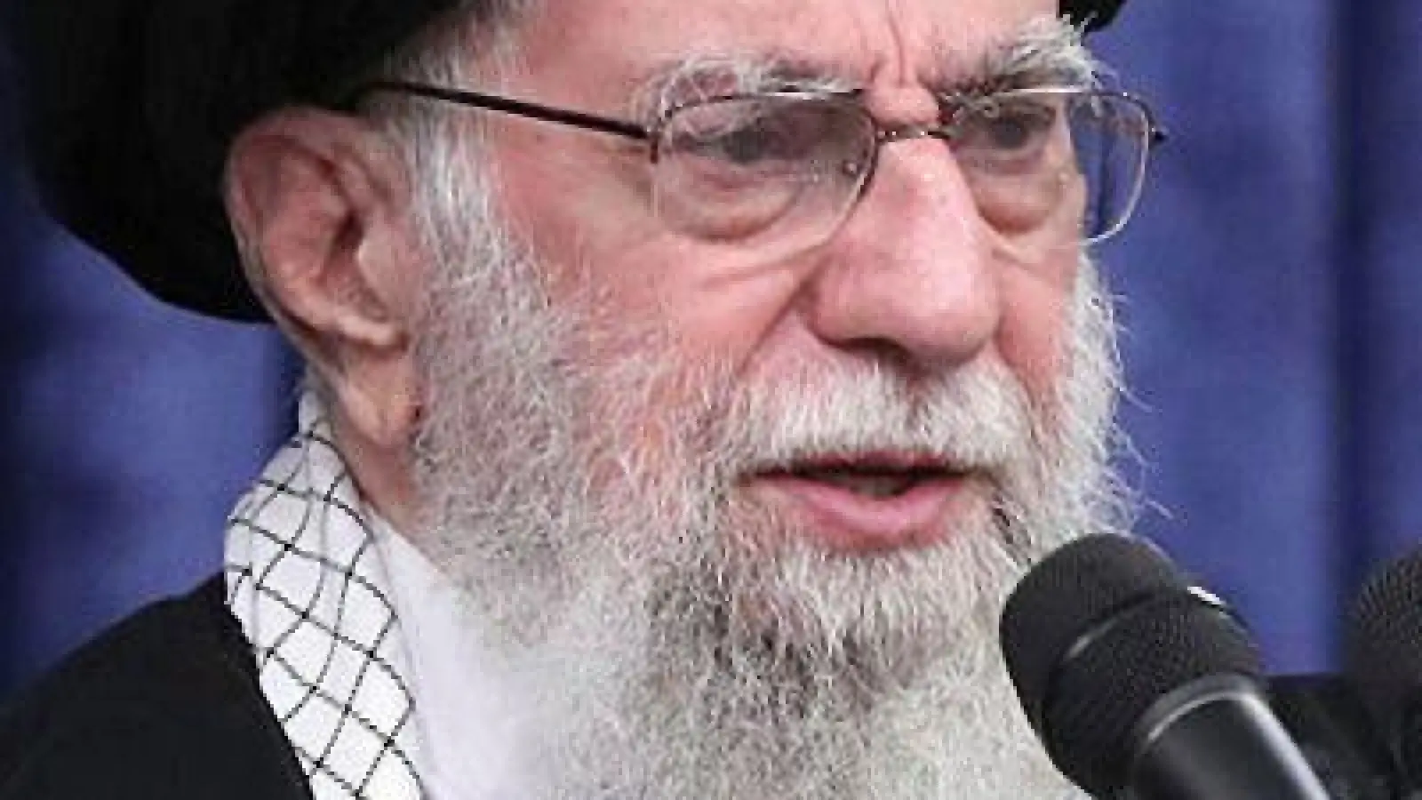 Irans oberster Führer Ali Chamenei bezeichnet die Probleme mit den USA unter Präsident Donald Trump als „unlösbar“. (Archivbild) (Foto: Uncredited/Office of the Iranian Supreme Leader via AP/dpa)