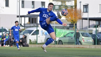 Dustin Lunz (hier in einem anderen Spiel) war bei Vorwärts Röslau der Siegtorschütze für Steinachgrund. (Foto: Martin Rügner)