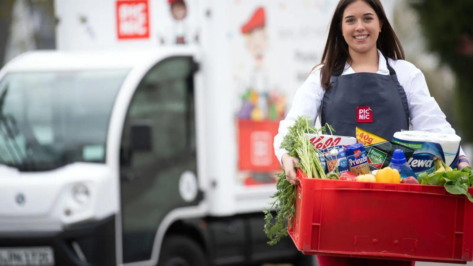 Picnic wurde in den Niederlanden gegründet. Seit 2018 gibt es den Lebensmittel-Lieferdienst, an dem Edeka beteiligt ist, auch in Deutschland. (Foto: Federico Gambarini/dpa)