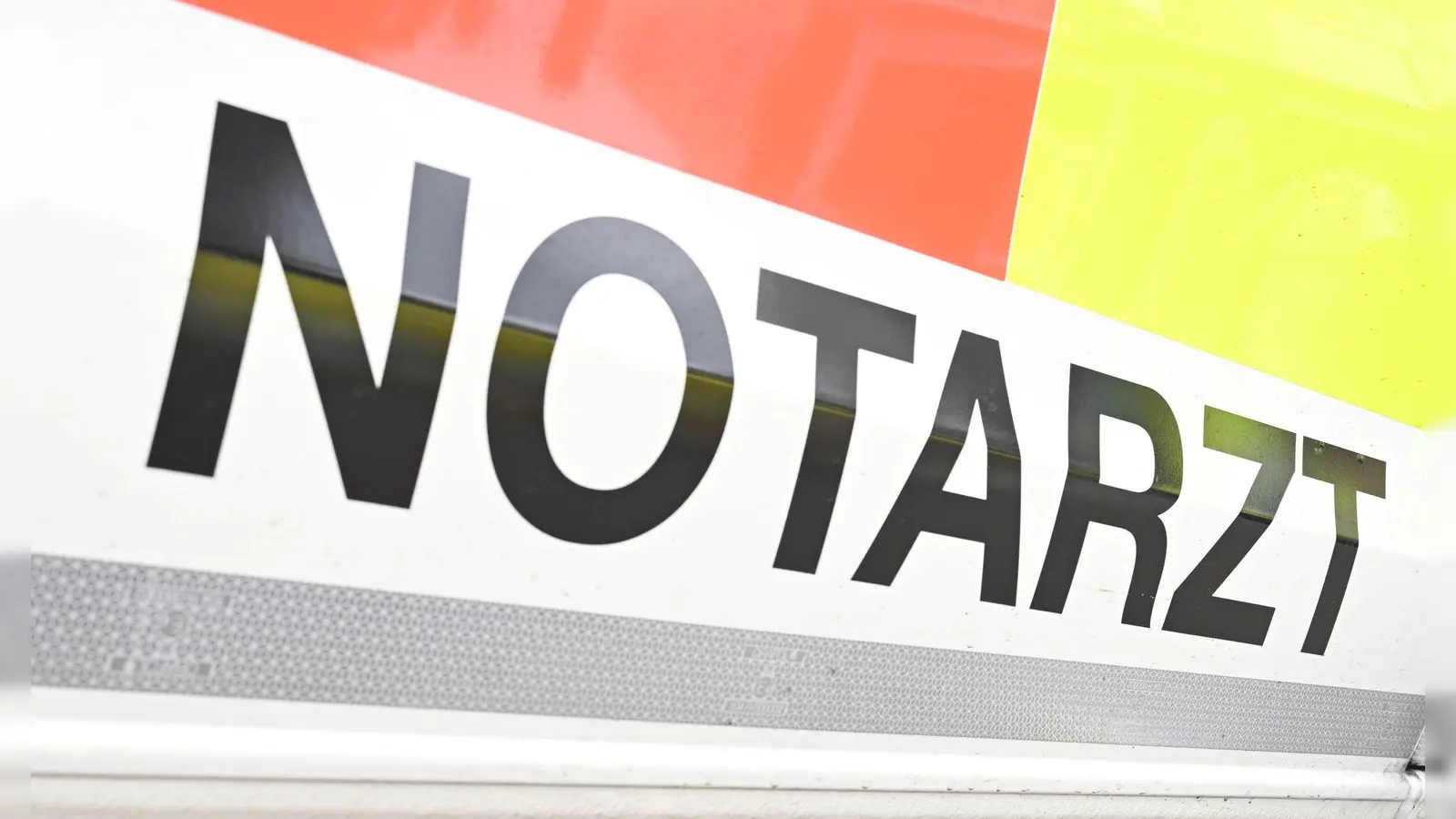 Ein 31-Jähriger ist im Kochelsee ertrunken. Der Mann war laut Polizei Nichtschwimmer. (Symbolbild) (Foto: Bernd Weißbrod/dpa)