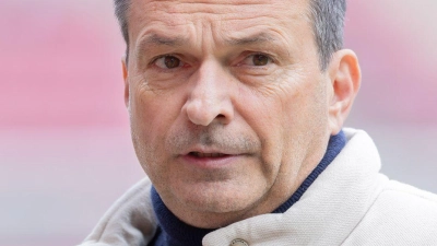  Sportvorstand Christian Heidel musste die Mitgliederversammlung des FSV Mainz 05 vorzeitig verlassen.  (Foto: Jürgen Kessler/dpa)