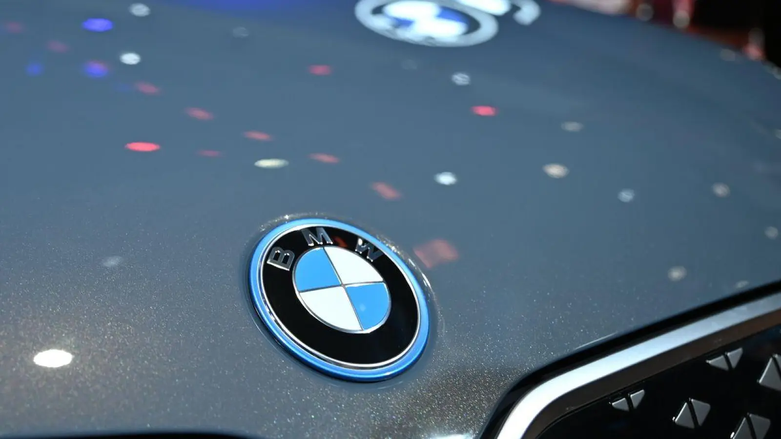 Die BMW Group verlor in China zuletzt gut 17 Prozent an Absatz. (Archivbild) (Foto: Johannes Neudecker/dpa)