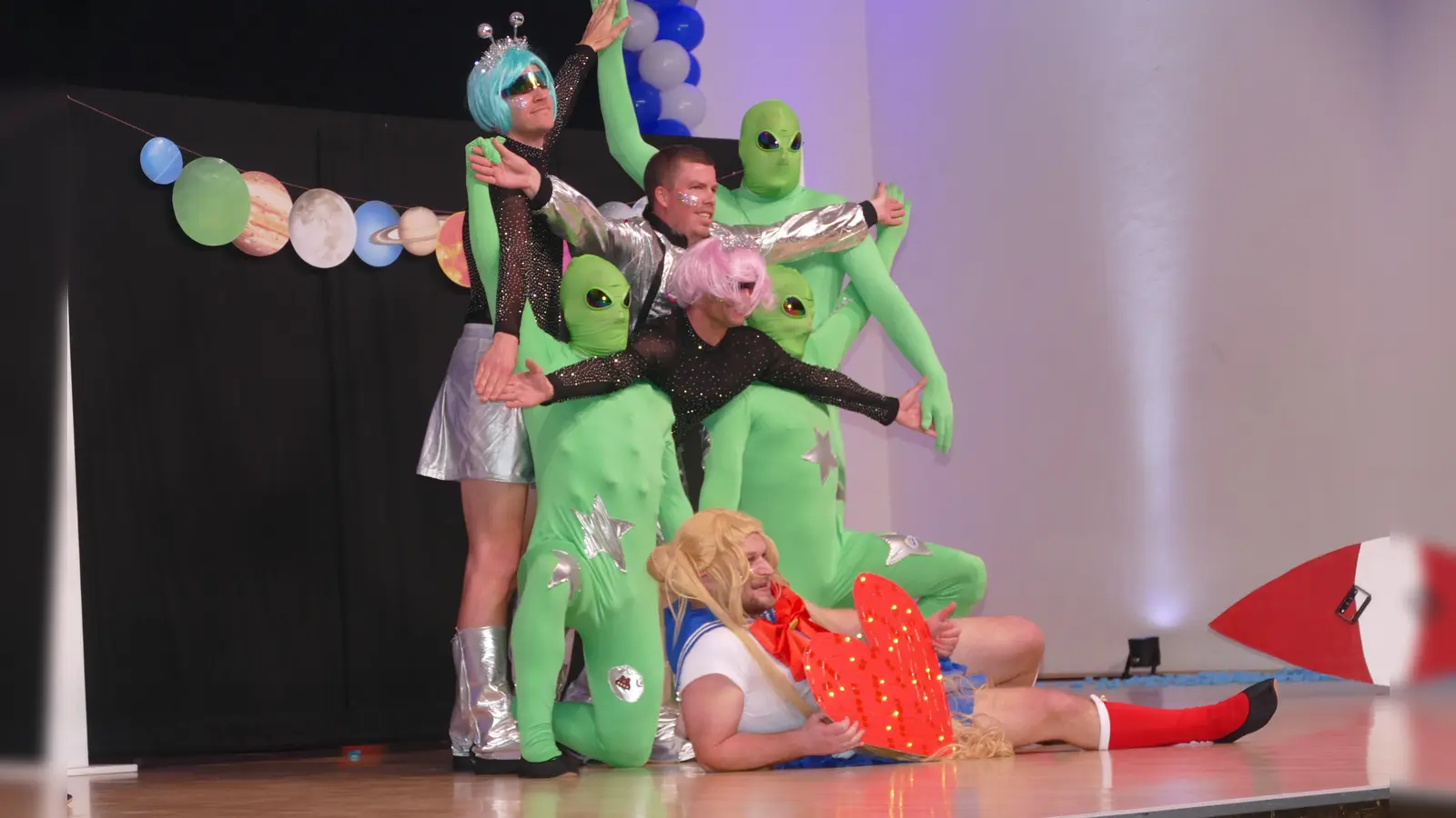 Die Reise ins Weltall des Männerballetts des SV Hagenbüchach holte im letzten Jahr den Sieg. (Foto: Helmut Meixner)