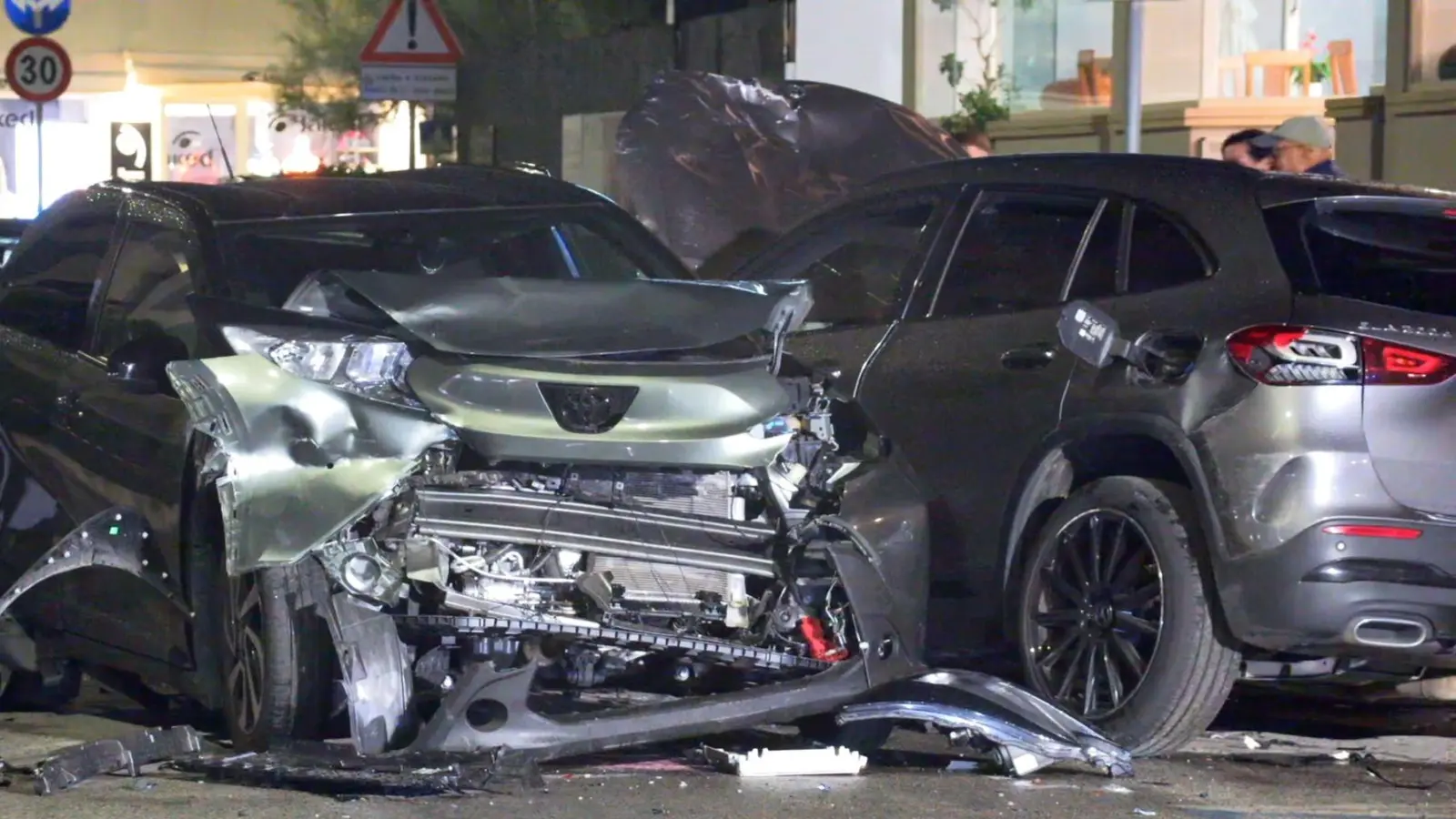 Eine 44 Jahre alte Frau war mit ihrem Wagen mit hohem Tempo durch die Innenstadt gerast. (Foto: N5 Desk/NEWS5/dpa)