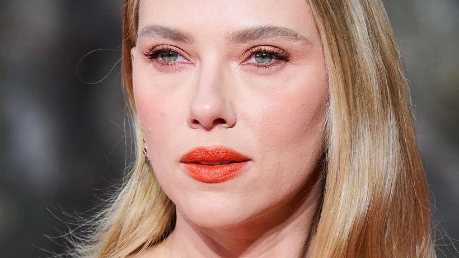 Scarlett Johansson lässt sich auf einen Gruselstoff ein. (Archivbild)  (Foto: Annette Riedl/dpa)