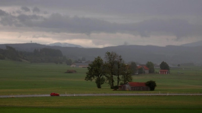 Die kommenden Tage wird das Wetter in Bayern wechselhaft. (Archivbild) (Foto: Karl-Josef Hildenbrand/dpa)