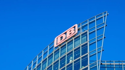 Die Deutsche Bahn steht wirtschaftlich weiterhin schlecht da. (Archivbild) (Foto: Christoph Soeder/dpa)