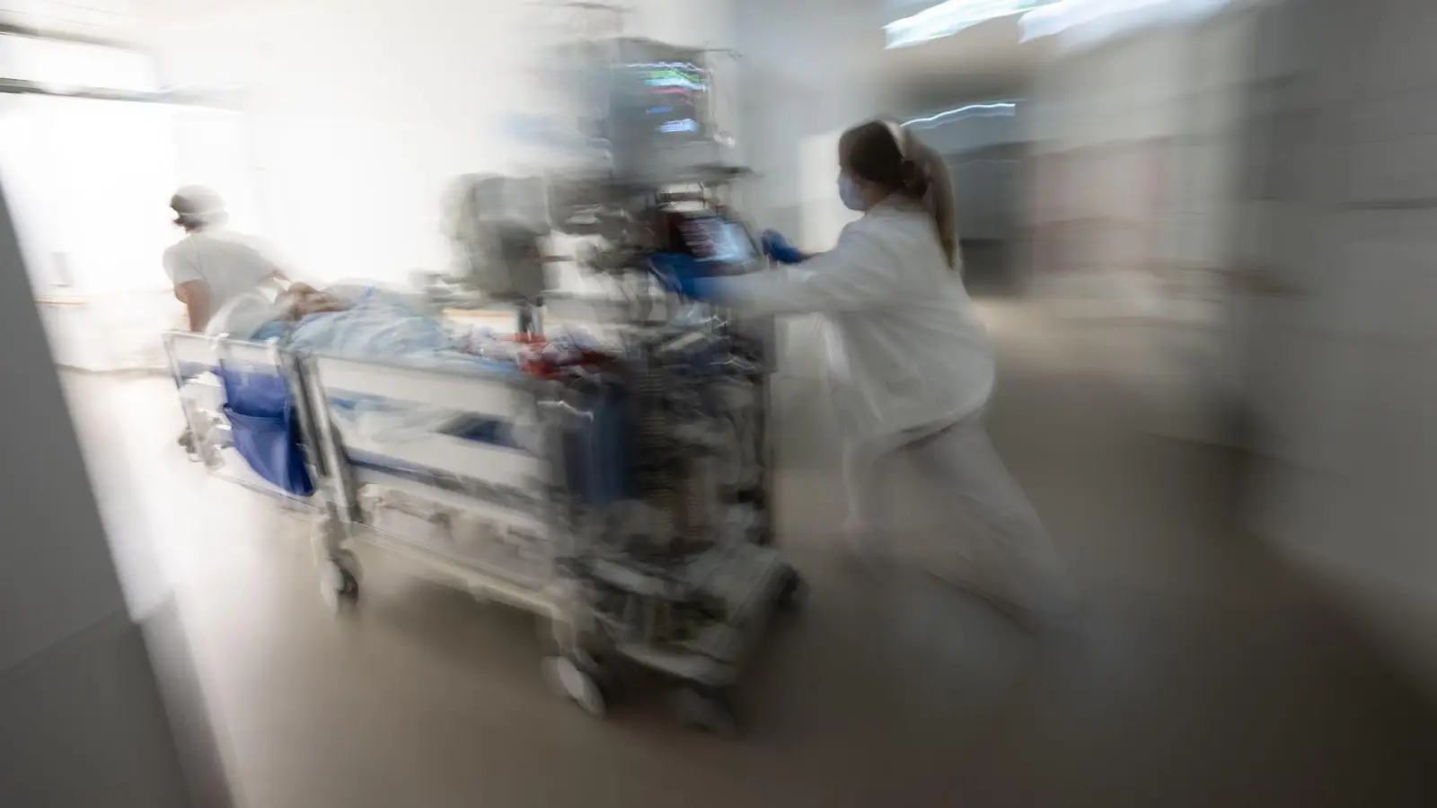 Die Krankenhäuser in Deutschland beklagen ihre schlechte wirtschaftliche Lage. (Archivfoto) (Foto: Marijan Murat/dpa)