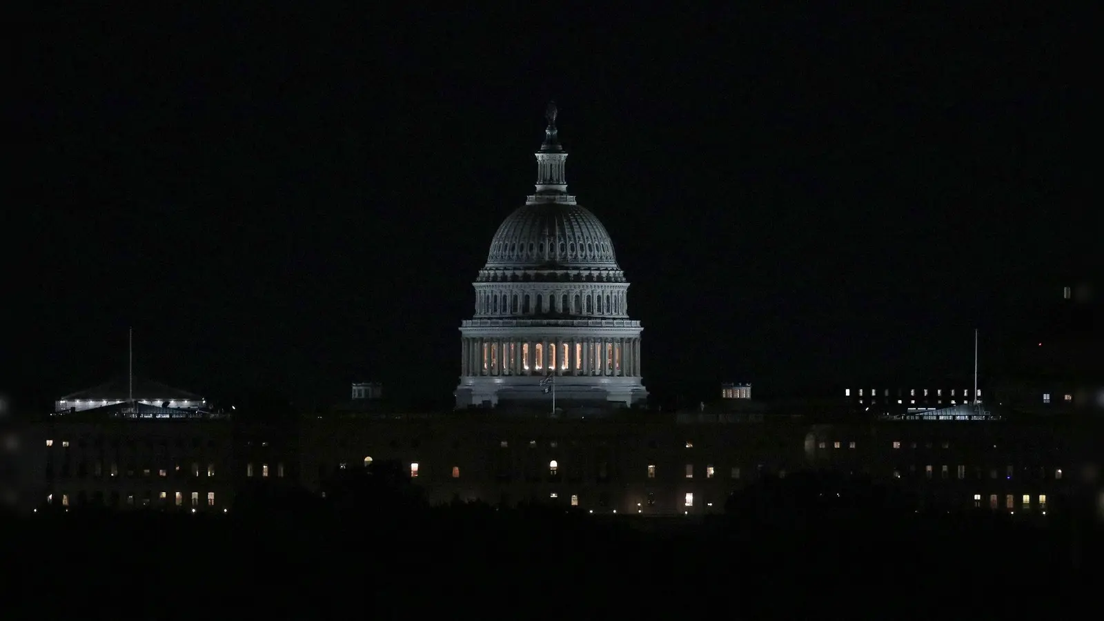 Es war ein wochenlanges Kräftemessen um den Shutdown.  (Foto: Gent Shkullaku/ZUMA Press Wire/dpa)