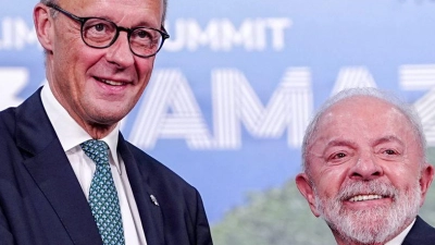 Merz hätte in eine Bar gehen, dort tanzen und die lokale Küche probieren sollen, sagte Lula Richtung Merz. (Archivbild) (Foto: Kay Nietfeld/dpa)