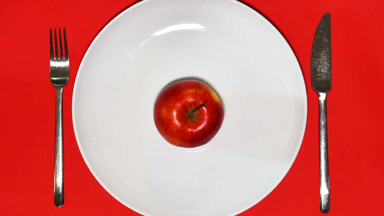 In der Fastenzeit verzichten viele auf Genussmittel oder alltägliche Annehmlichkeiten. (Foto: Ralf Hirschberger/dpa-Zentralbild/dpa-tmn)