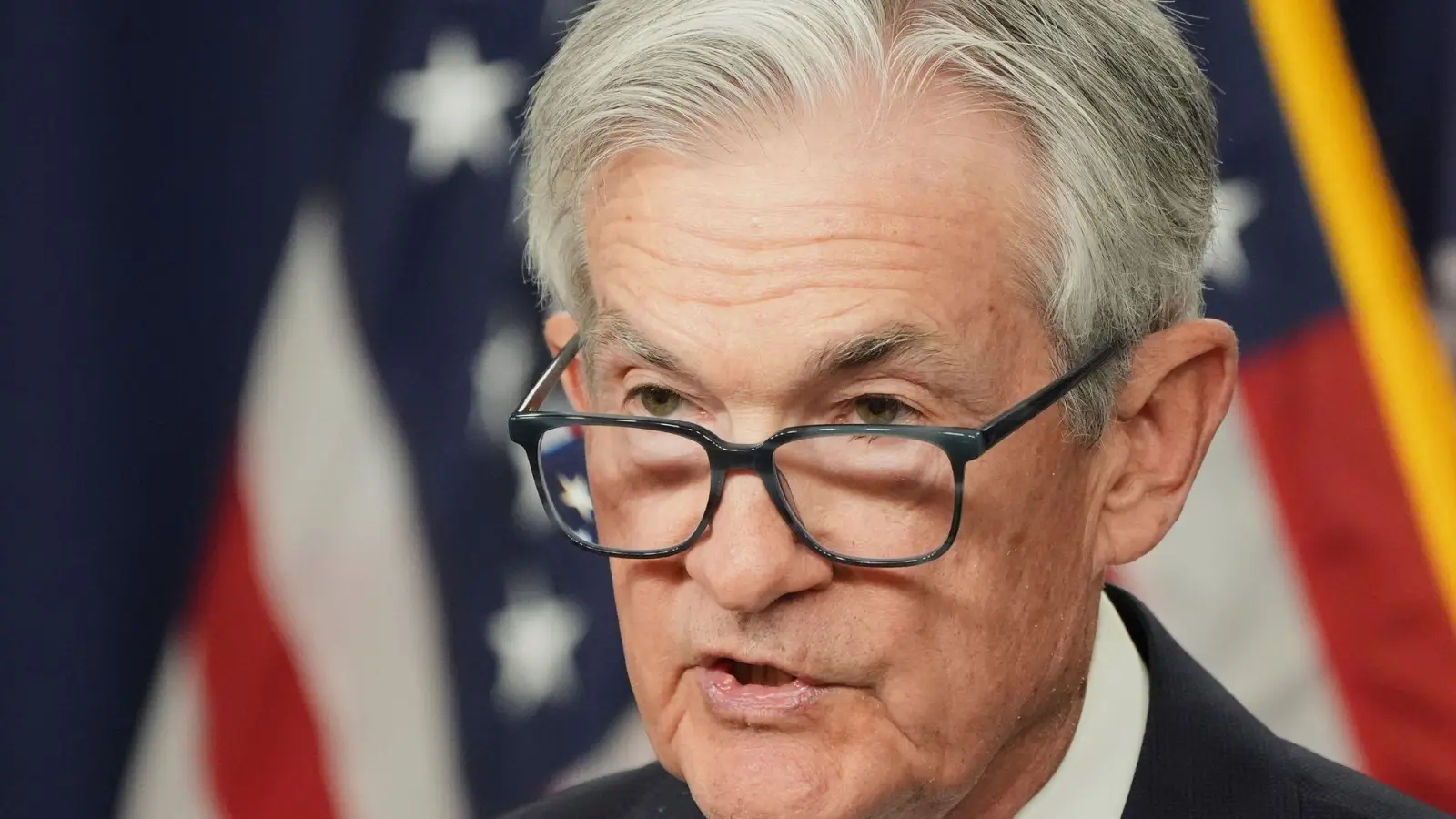 Fed-Chef Powell warnt vor den Auswirkungen hoher Zölle.  (Foto: Jacquelyn Martin/AP/dpa)
