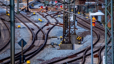 Bei der Bahn gibt es auch in den nächsten Jahren viele Baustellen. (Foto: Jens Büttner/dpa)