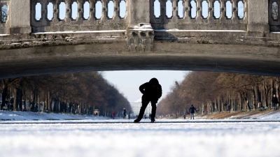 Der strenge Frost in Bayern soll nachlassen. (Foto: Sven Hoppe/dpa)