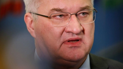 Der ukrainische Außenminister Sybiha erhebt schwere Vorwürfe gegen die ungarische Regierung. (Archivbild) (Foto: Geert Vanden Wijngaert/AP/dpa)