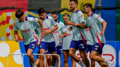 Spanien trifft im EM-Finale auf die Three Lions aus England. (Foto: Manu Fernandez/AP/dpa)