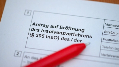 Für das traditionsreiche Rohrwerk der einstigen Maxhütte in Sulzbach-Rosenberg gab es im neuesten Insolvenzverfahren keine Rettung mehr. (Illustrationsbild) (Foto: Jonas Walzberg/dpa)