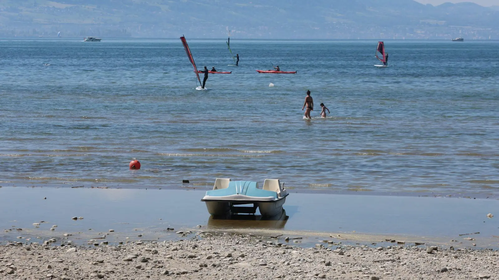 Der Bodensee füllt sich nur langsam wieder. (Foto: Karl-Josef Hildenbrand/dpa)