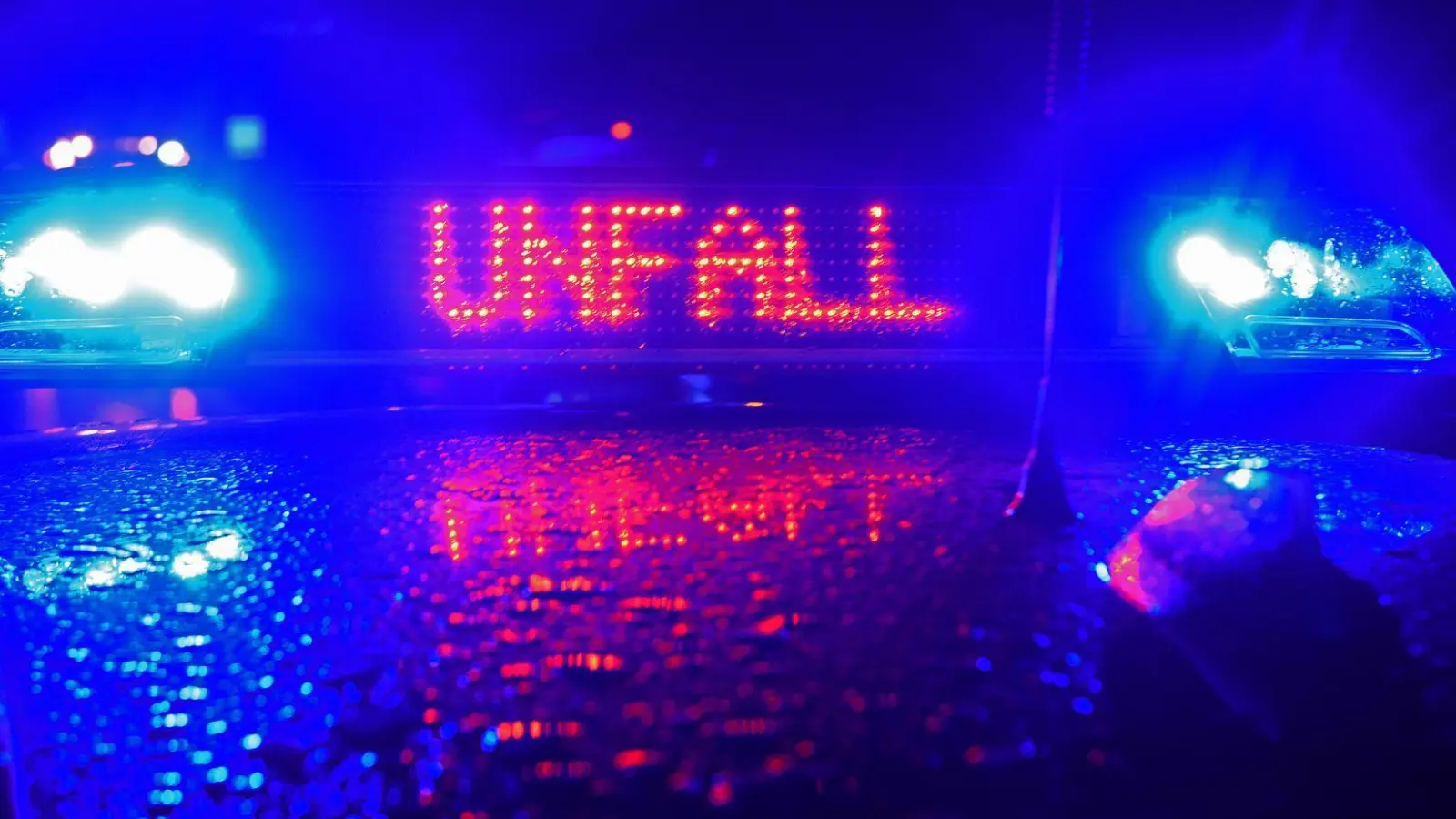 Polizeieinsatz im Landkreis Haßberge. (Symbolbild) (Foto: Stefan Puchner/dpa)