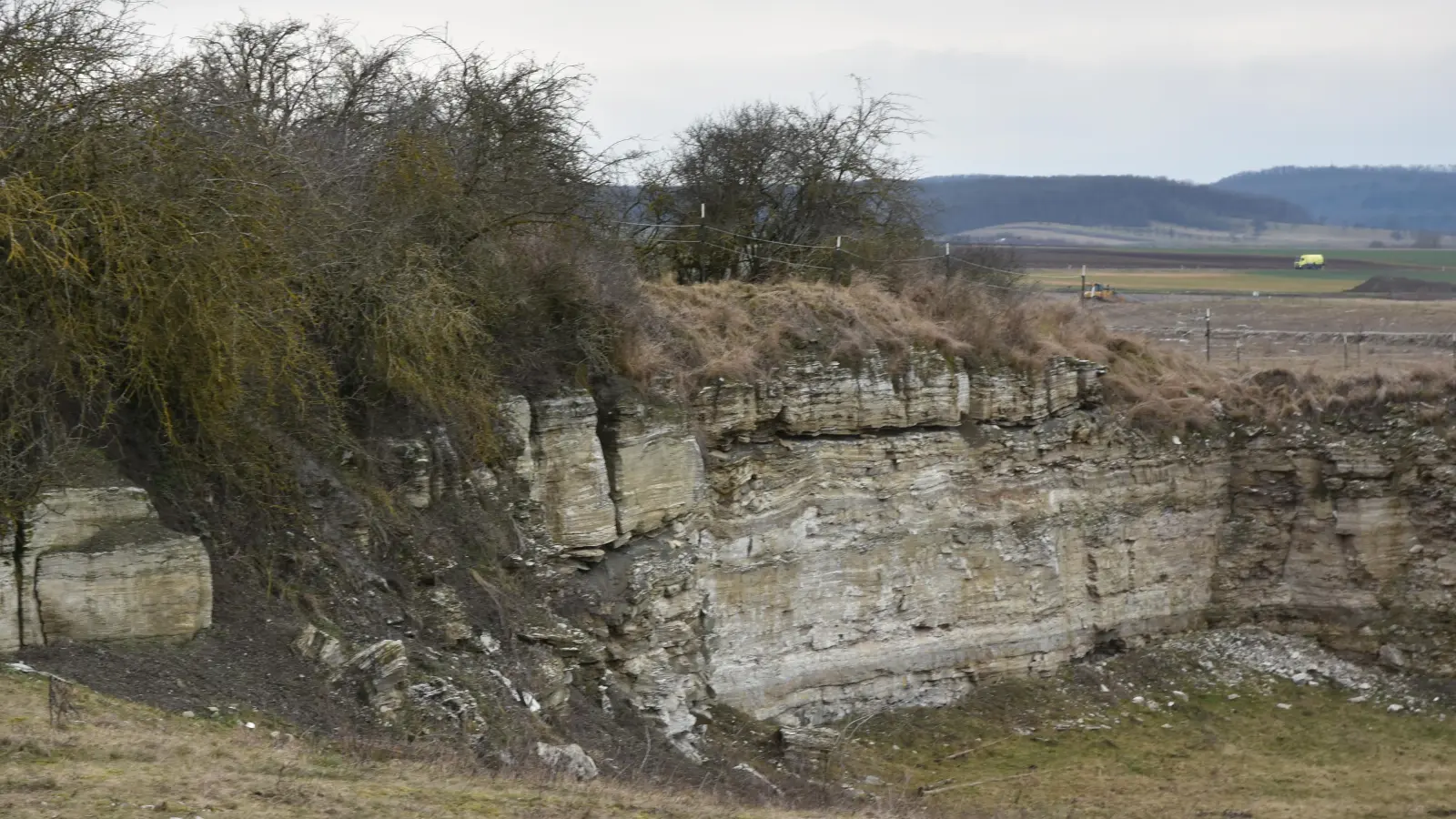 In der Region (wie hier bei Markt Nordheim) wurde und wird Gips abgebaut. Nach dem Wegfall des REA-Gipses aus der Kohleverstromung sucht Knauf in einem Zusammenschluss mit einem Recycling-Unternehmen nach anderen Wegen, Gips zu recyceln. Für den Landkreis Neustadt/Aisch-Bad Windsheim wäre die Ansiedlung des Weltunternehmens ein Coup.  (Archivbild: Anita Dlugoß)