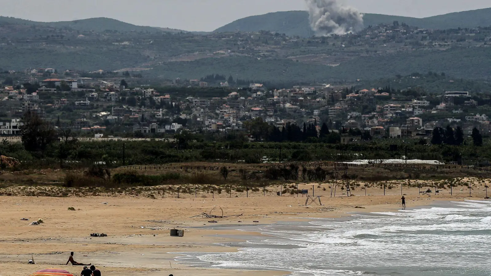 Die israelische Armee griff Ziele der Hisbollah in der südlibanesischen Küstenstadt Tyros an. Foto Archiv (Foto: Marwan Naamani/dpa)